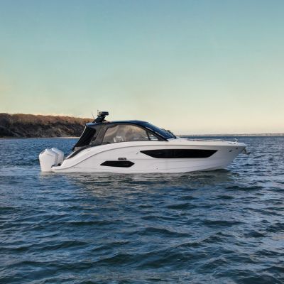 SeaRay 370 Sundancer