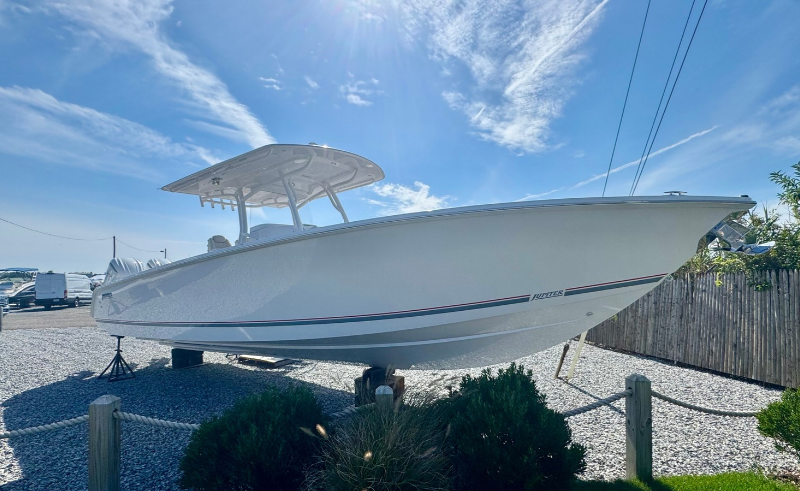 2026 Jupiter 34HFS at Modern Yachts Westhampton Beach