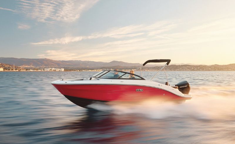 Sea Ray SPX 210