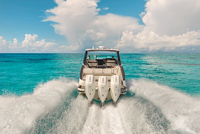 Sea Ray SLX 360 Outboard Running Stern View