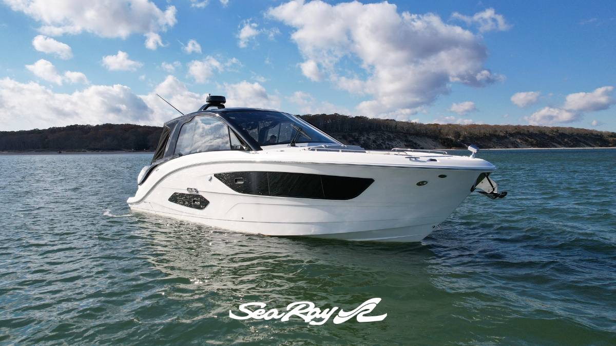 Modern Yachts photo 101