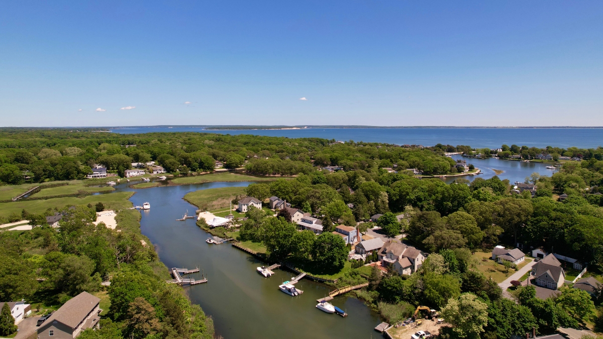 Modern Yachts Mattituck marina and boats on the North Fork