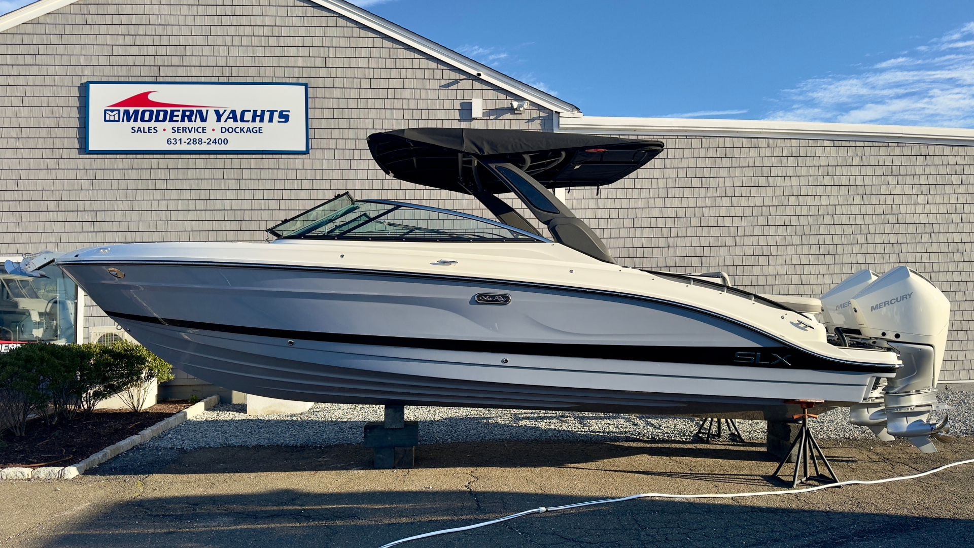 End of summer boat sale Long Island at Modern Yachts