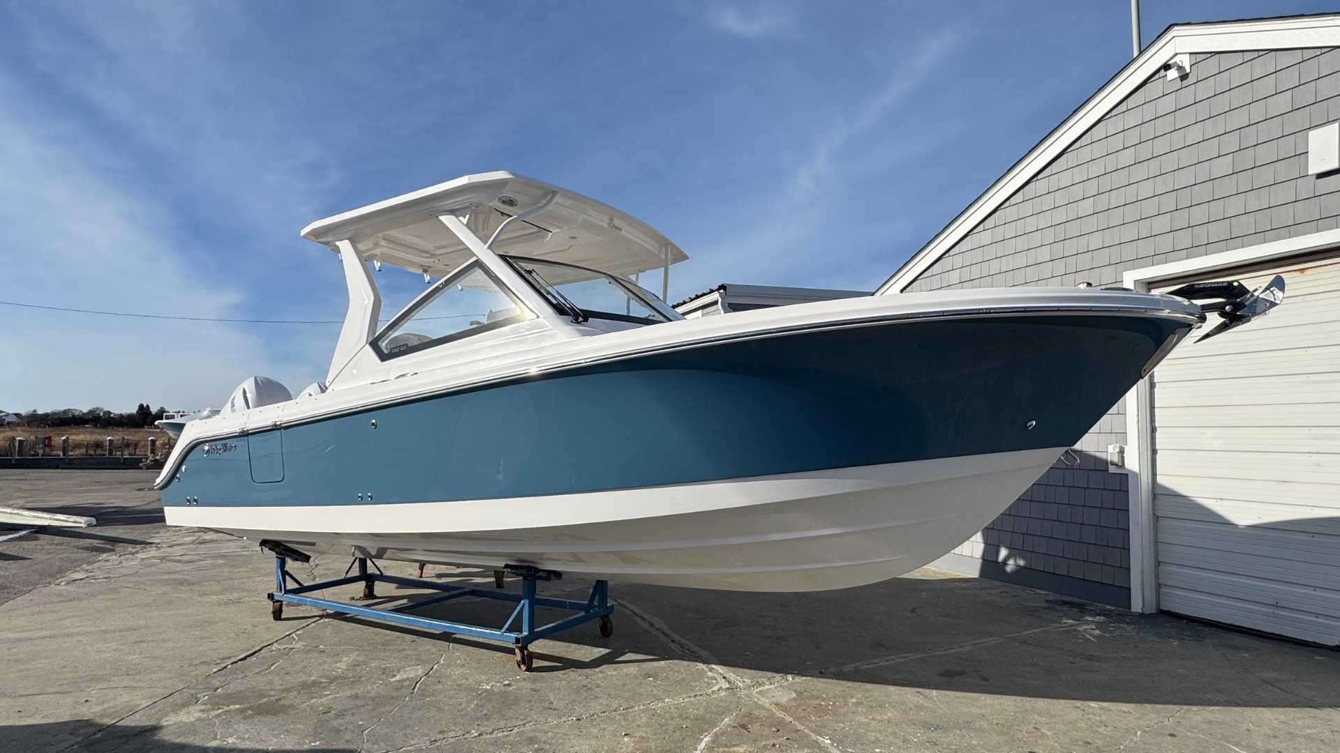 End of summer boat sale Long Island at Modern Yachts